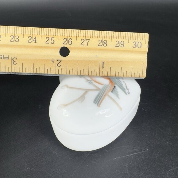 Vintage Otagiri Chickadee Heart Shaped Bird Trinket Box Sheila Brown Container - Picture 3 of 12